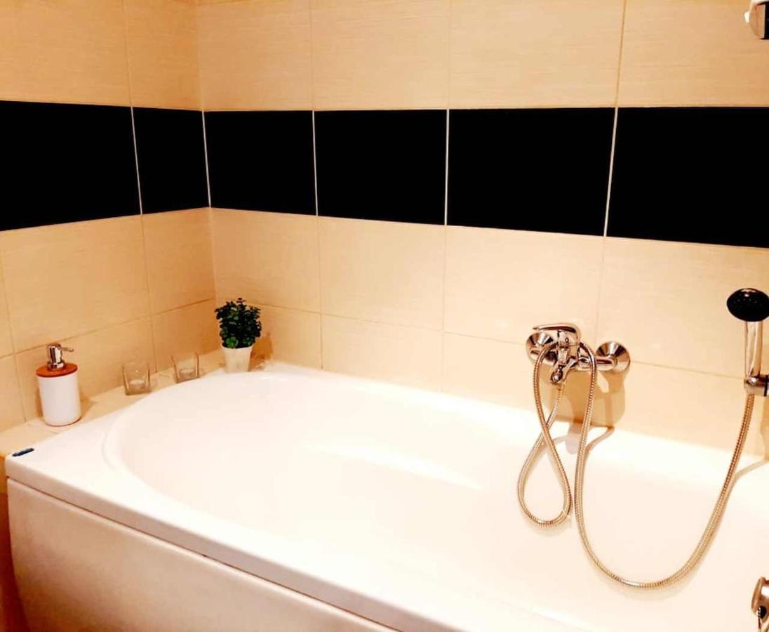 Zielony Apartament, Kielce, Targi, Centrum 외부 사진